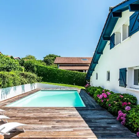 Villa D'exception Avec Piscine Et Vue Pyrénnées Ciboure