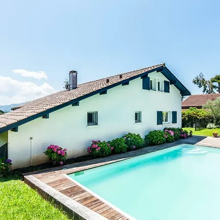 D'exception Avec Piscine Et Vue Pyrénnées Villa